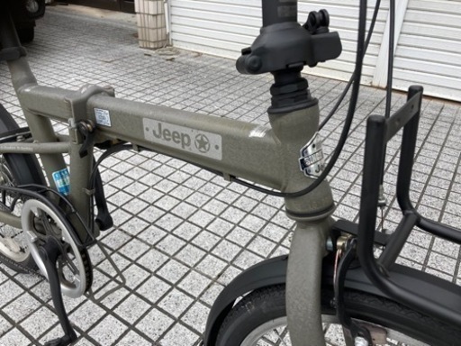 【折りたたみ自転車】JEEP製　20インチ　6段変速付　前後タイヤ、チェーン新品❗️フロントキャリア付　若林自転車　膳所店　SALE中❗️