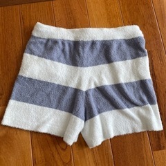 ジェピケ半ズボン
の画像