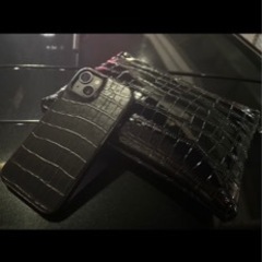 【圧倒的存在感✨】クロコiPhoneケース　ブラック
