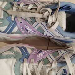 FILA 人気スニーカー 23.5