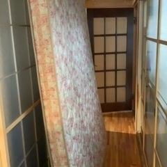 ダブルのマットレスのみです