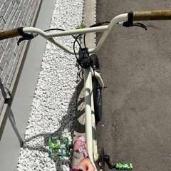 自転車 マウンテンバイクの画像
