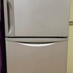 日立ノンフロン冷凍冷蔵庫  265L　HITACHI R-27J...