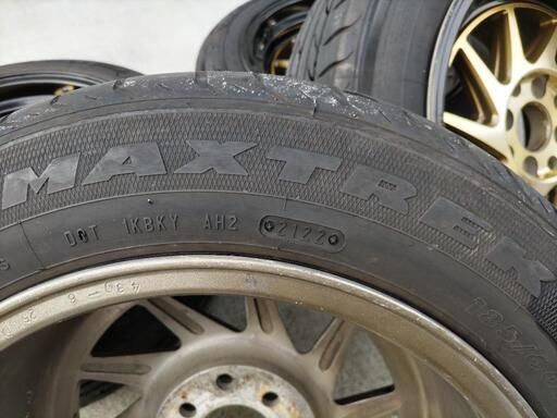 最後の出品!! 早い者勝ち！ 185/60R15 バリ山引張りタイヤ 15インチ 8J 4穴/PCD100 114.3マルチ穴 4本S