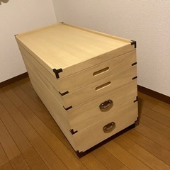 【お取引中】桐箪笥キャスター付き