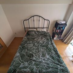 黒いベッドフレームとベッドベース(すのこ）美品 IKEA SAG...