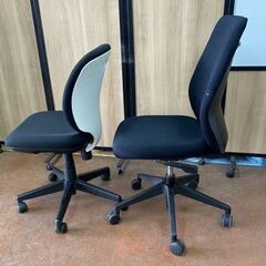事務椅子　オフィスチェア　デスクチェア　2脚セット　キャスター脚　引取り限定：田川郡香春町の画像