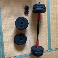 ベンチと重量可変ダンベル（お話し中）