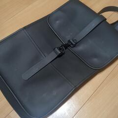 RAINS 防水 バッグパックの画像