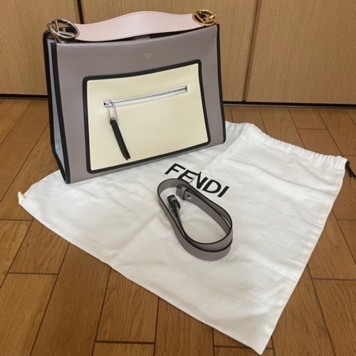 ★美品★ FENDI フェンディ ラナウェイ ラージ