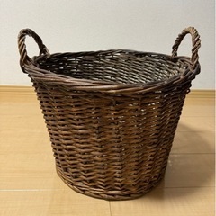 藤カゴ（大ぶり）　の画像