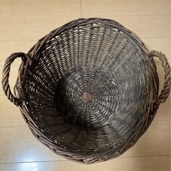 藤カゴ（大ぶり）　の画像