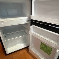 2ドア冷蔵庫（使用期間1年・美品）の画像