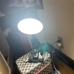 デスクライト