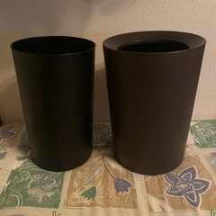 ゴミ箱　ブラウンの画像
