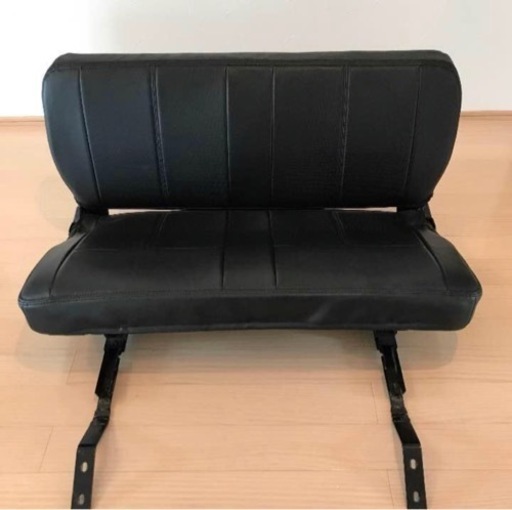 ja11 ジムニー       リアシート　カバー付き