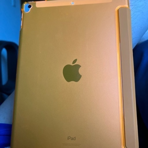 貴重 iPad 第9世代  WiFi＋セルラー MK4H3J/A  256GB 