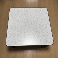 コタツテーブル