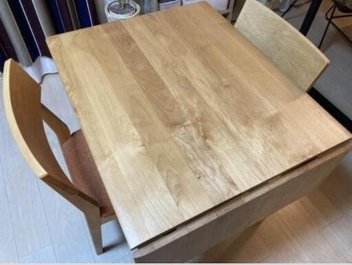 湯川家具 幅が伸縮できる木製ダイニングテーブル