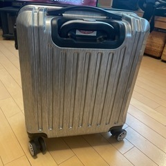 トランクの画像