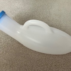 尿瓶3点セット(希望者オマケあり)の画像