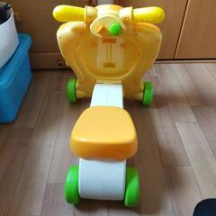 アンパンマン手押し車の画像