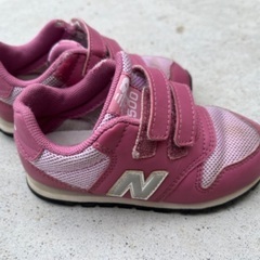 スニーカーnew balance②(キッズ)の画像