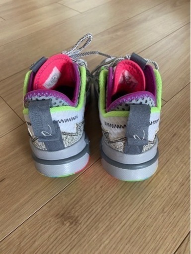 エアジョーダンレディース ホワイノット Jordan Why Not Zero.3 GS バッシュ ミニバス White/Cool Grey/Wolf Grey