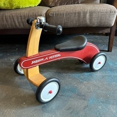 値引きです。RADIO FLYERの3点セット