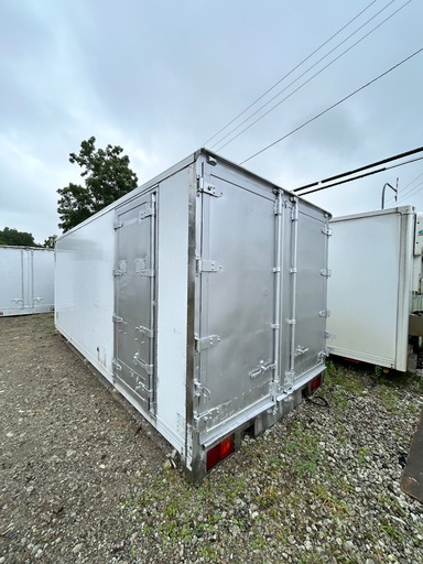 G6.シマ鋼鈑 横扉付 4トン冷蔵冷凍コンテナ 幅245ｃｍ長さ594ｃｍ高さ230ｃｍ コンテナ 物置 倉庫 物置 格安運送　江別市発