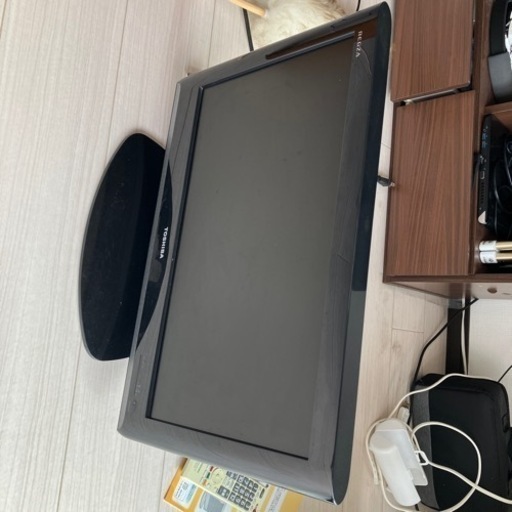 液晶テレビ
