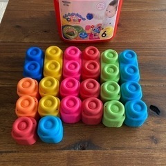 知育玩具　やわらかブロック
