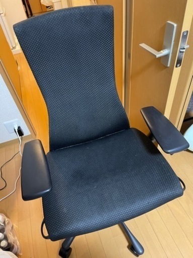 ハーマンミラー　エンボディチェア　中古