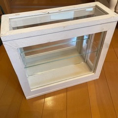 サリュ ガラス キャビネットの中古が安い！激安で譲ります・無料