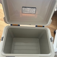 (受け渡し完了)引越し処分 カインズ クーラーボックス25L、保冷パック2個セット ブルーイエローオリジナルカラー販売終了品の画像