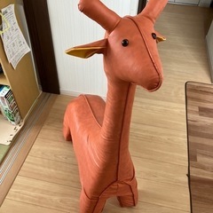 オブジェ　キリン　置き物　
乗れます！