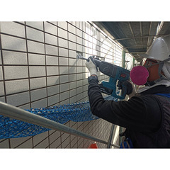 【株式会社ヴァレウ】《タイル工事》20代で車買ってる人続出！夢や目標のために頑張れる職場です！の画像