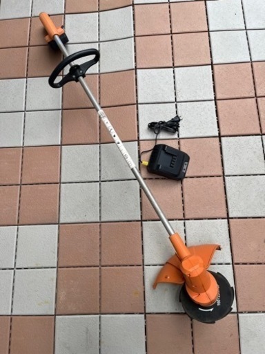 山善 充電草刈機 LBC-1825K