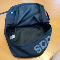 新古美品adidasバッグの画像