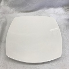 NARUMI ボーンチャイナスクエアプレート 17 (14cm)