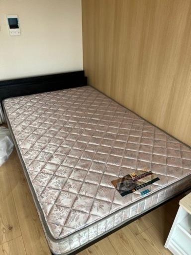 美品　フランスベッド　マットレス　セミダブルベッド