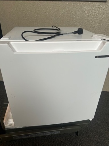 1ドア冷蔵庫 ４６Ｌ ホワイト YRZC05H1