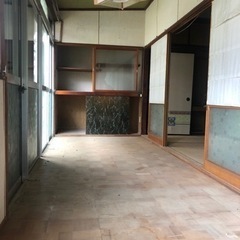 🉐多賀城市の80坪越えの土地に大型物置🉐駐車スペース複数台アリ🚗🚗資材や工具置場や趣味の部屋‼️貴方ならどう使う⁉️ - 多賀城市