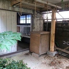 🉐多賀城市の80坪越えの土地に大型物置🉐駐車スペース複数台アリ🚗🚗資材や工具置場や趣味の部屋‼️貴方ならどう使う⁉️ - 賃貸（マンション/一戸建て）