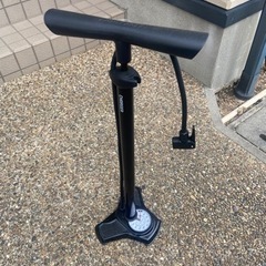 TREK FX2 クロスバイク　通学・通勤用の画像