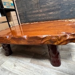 29日まで限定値下げ！一枚板ローテーブルの画像