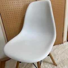 家具 椅子 ダイニングチェアの画像