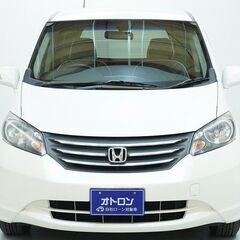 コンパクトなミニバン！運転しやすく人もいっぱい乗れますよ！