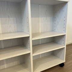 押し入れ収納ラック　キャスター付き　本棚　クローゼット収納　マガジンラックの画像