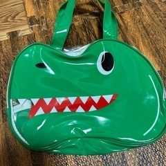 プールバック